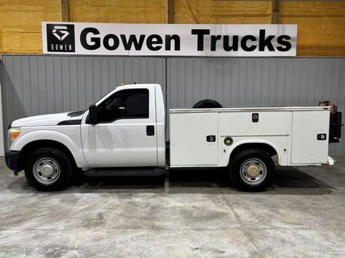 Used 2015 Ford F350 XL RWD image 2