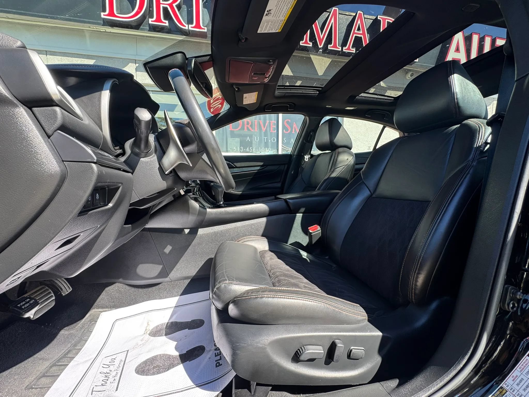Used 2021 Nissan Maxima SR w/ Sport Mat Group FWD image 9