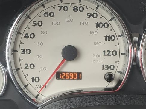 Used 2007 Saturn Vue 2WD V6 w/ Leather Appointments Pkg image 30