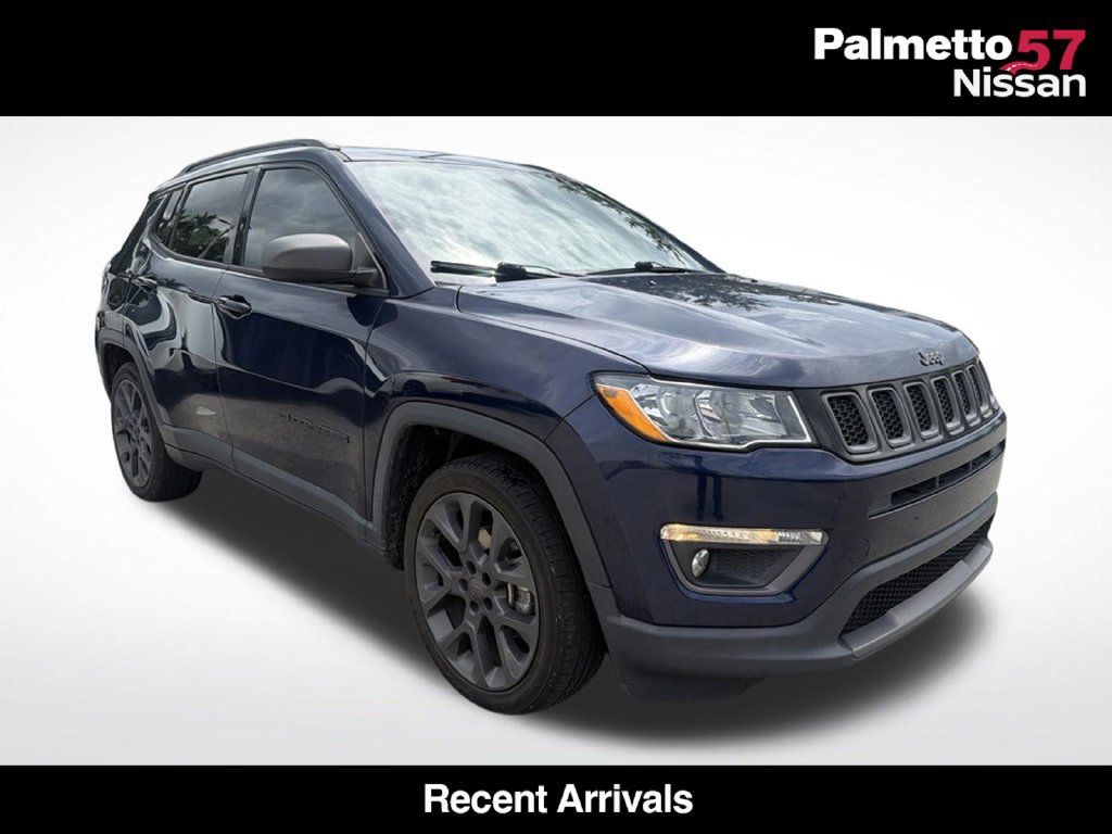 Used 2021 Jeep Compass Latitude FWD image 1
