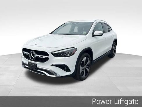 Used 2025 Mercedes-Benz GLA 250 4MATIC image 3