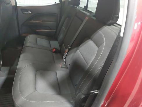 Used 2022 Chevrolet Colorado LT w/ LT Convenience Package AWD/4WD image 14