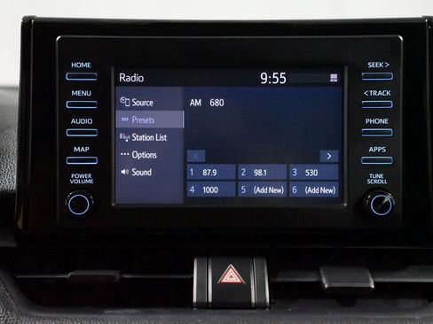 Used 2019 Toyota RAV4 XLE FWD image 17