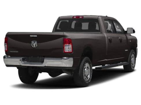 Used 2021 RAM 2500 Big Horn w/ Night Edition AWD/4WD image 2