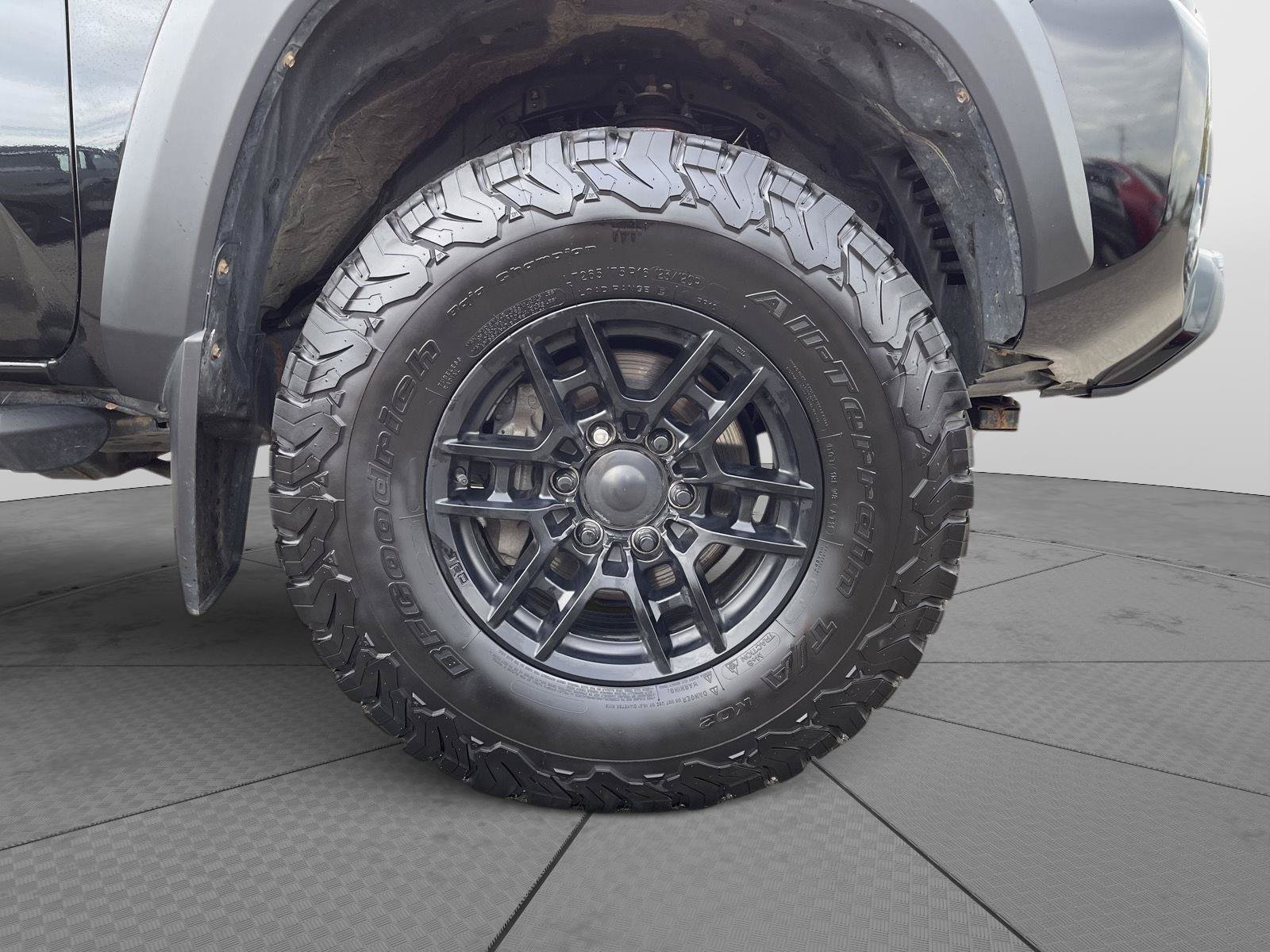 Used 2021 Toyota Tacoma TRD Pro AWD/4WD image 24