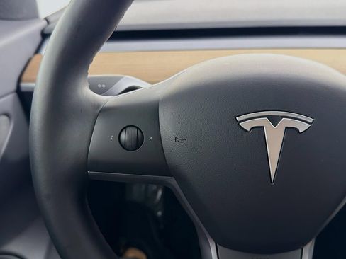 Used 2019 Tesla Model 3 Standard Range Plus RWD image 43