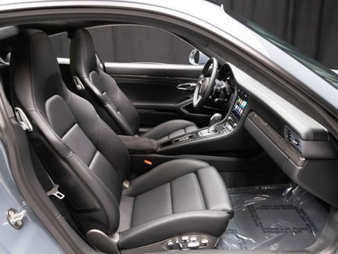 Used 2019 Porsche 911 Turbo S AWD/4WD image 57