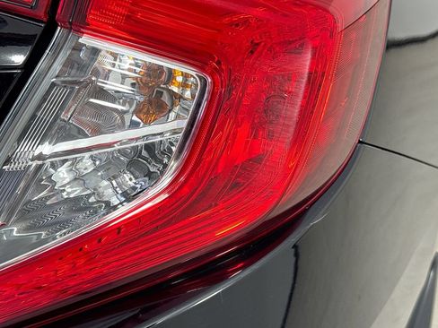 Used 2021 Honda Civic EX image 31