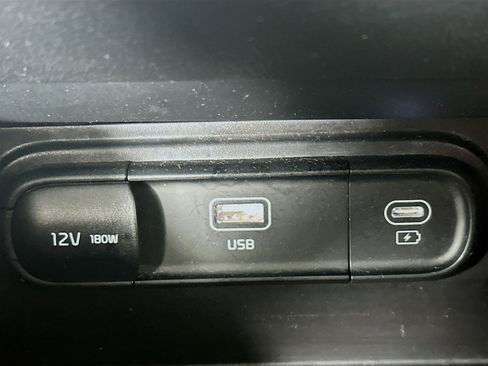 Used 2024 Kia Sportage LX image 24