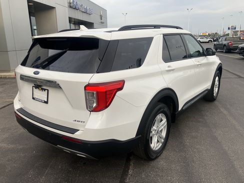 Used 2023 Ford Explorer XLT w/ Equipment Group 202A AWD/4WD image 7