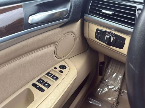 Used 2013 BMW X6 xDrive35i image 23