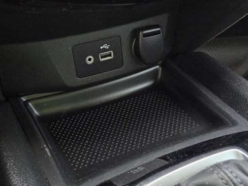 Used 2020 Nissan Rogue S FWD image 22