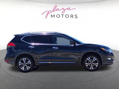 Used 2017 Nissan Rogue SL w/ SL Premium Package AWD/4WD image 4