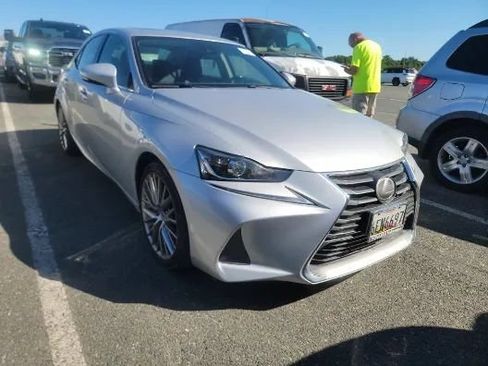 Used 2017 Lexus IS 200t RWD image 3