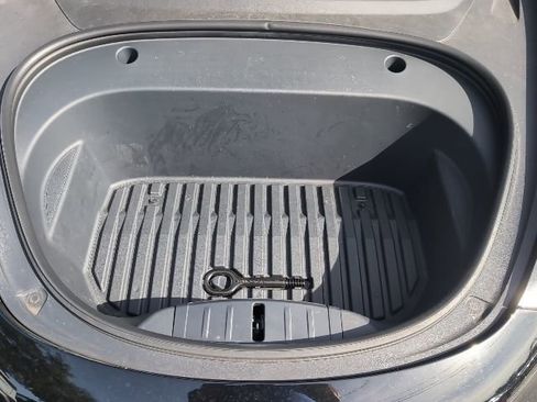 Used 2022 Tesla Model 3 Standard Range Plus image 24