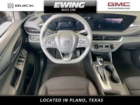 New 2026 Buick Envista Preferred FWD image 16