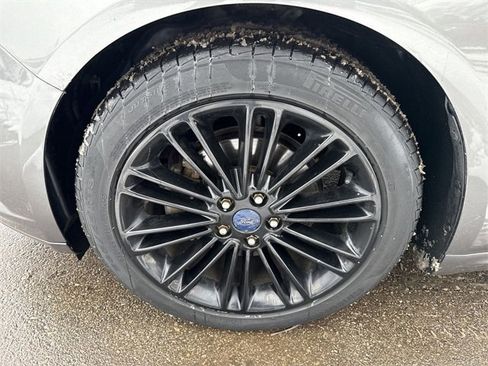 Used 2014 Ford Fusion SE w/ Equipment Group 202A image 8