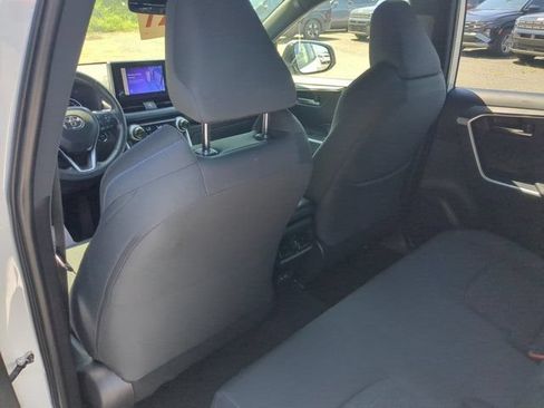 Certified 2024 Toyota RAV4 SE w/ Convenience Package AWD/4WD image 15