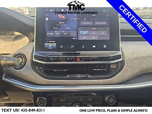 Used 2024 Jeep Compass Latitude image 18