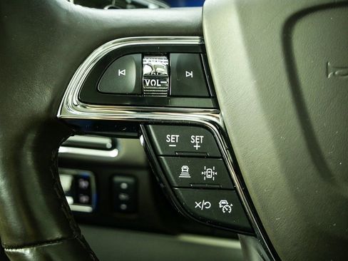 Used 2023 Lincoln Navigator Black Label image 10