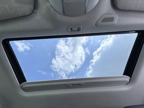 Used 2017 INFINITI QX60 FWD w/ Deluxe Technology Package image 27