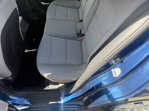 Used 2020 Hyundai Elantra SE image 17