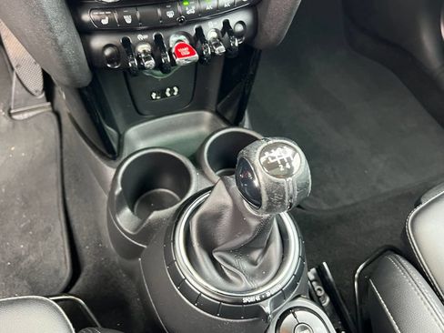 Used 2016 MINI Cooper 2-Door Hardtop FWD image 19