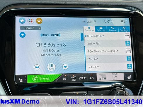 Used 2020 Chevrolet Bolt Premier w/ Infotainment Package FWD image 39