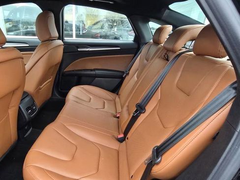 Used 2020 Ford Fusion Titanium image 27