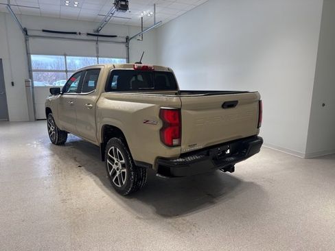 Certified 2023 Chevrolet Colorado Z71 w/ Z71 Convenience Package 2 image 4