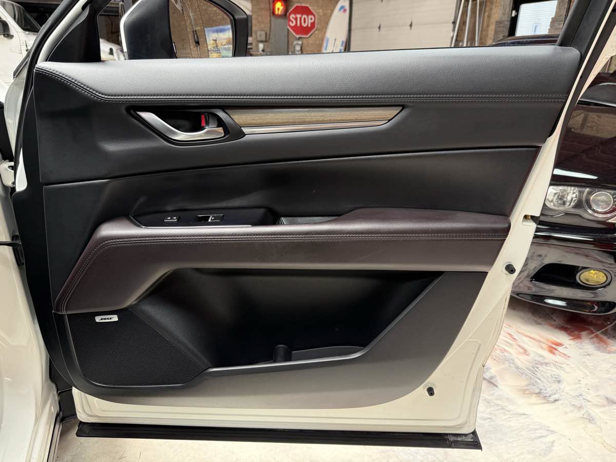 Used 2019 MAZDA CX-5 Signature AWD/4WD image 33