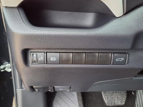 Certified 2025 Toyota RAV4 XLE w/ Convenience Package image 24