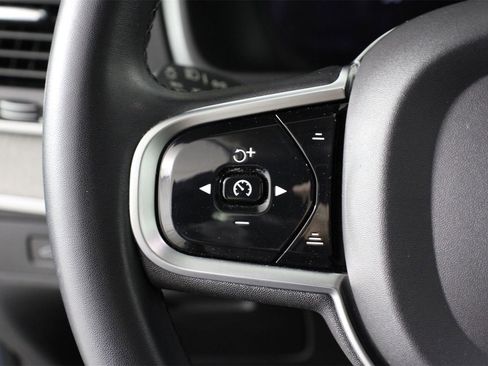 Certified 2023 Volvo XC90 T8 Ultimate image 10