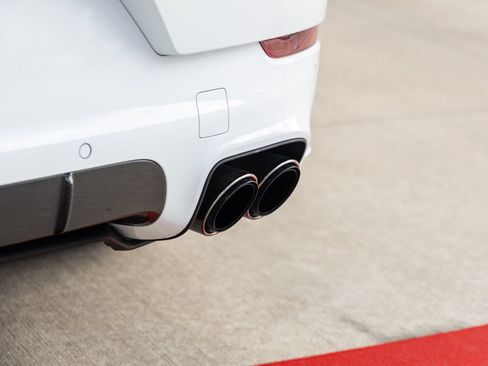 Certified 2025 Porsche Cayenne GTS AWD/4WD image 16