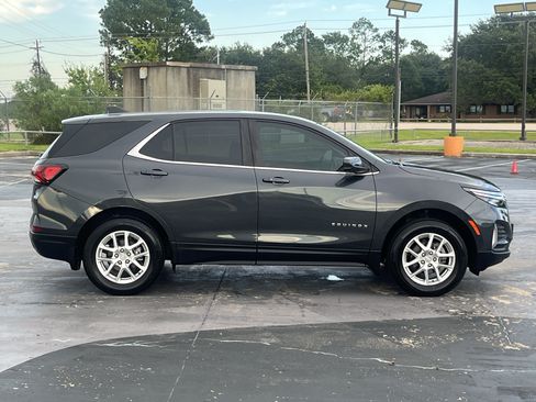 Used 2023 Chevrolet Equinox LT AWD/4WD image 10