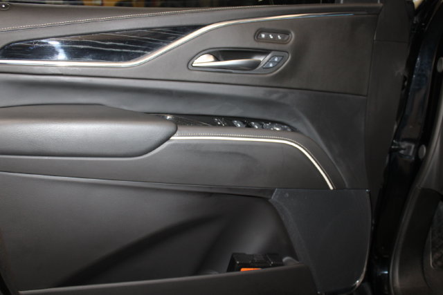 Certified 2024 Cadillac Escalade Sport w/ Touring Package AWD/4WD image 35