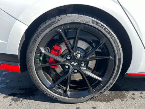 New 2026 Hyundai Elantra N FWD image 15
