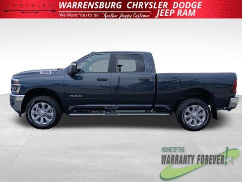 New 2026 RAM 2500 Big Horn AWD/4WD image 7