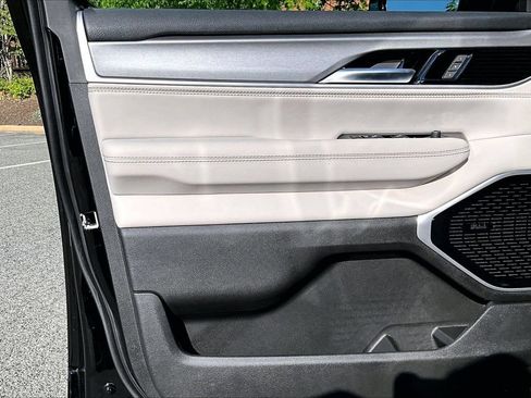 New 2026 Jeep Grand Wagoneer Limited AWD/4WD image 29