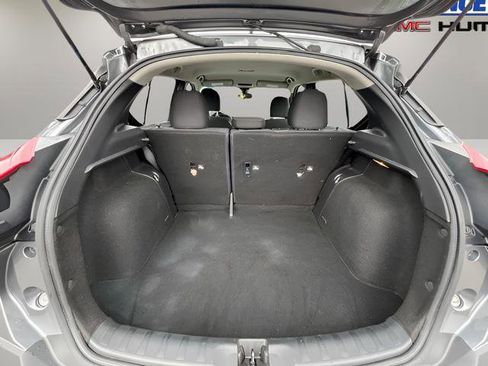 Used 2020 Nissan Kicks SV FWD image 29