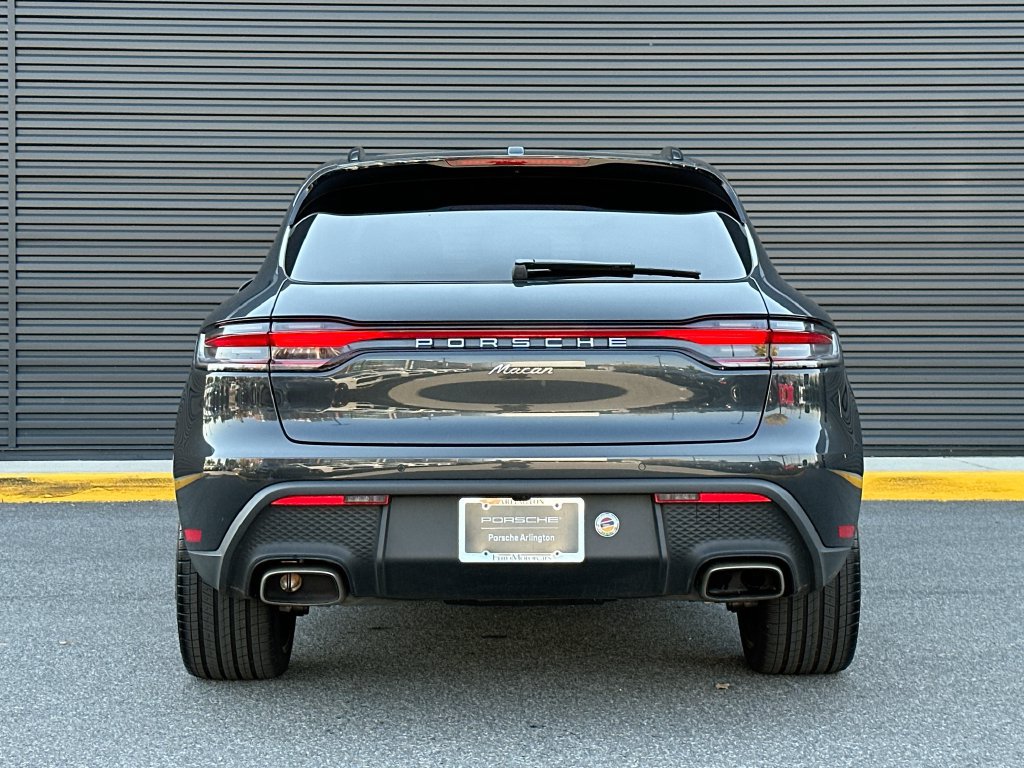Certified 2026 Porsche Macan AWD/4WD image 17
