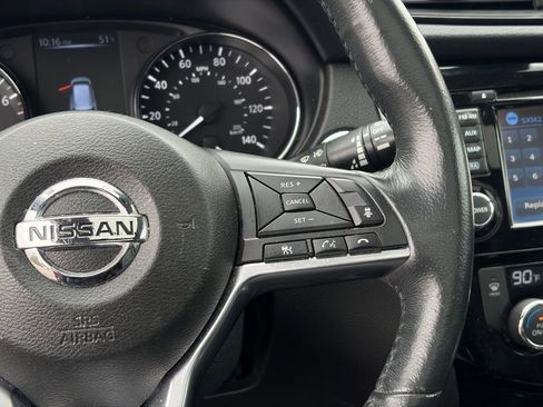 Certified 2017 Nissan Rogue SL w/ SL Premium Package image 17