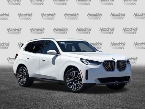 Used 2026 BMW X3 xDrive30i w/ Convenience Package AWD/4WD image 2
