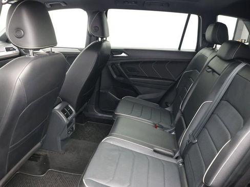 Used 2023 Volkswagen Tiguan SEL R-Line image 18