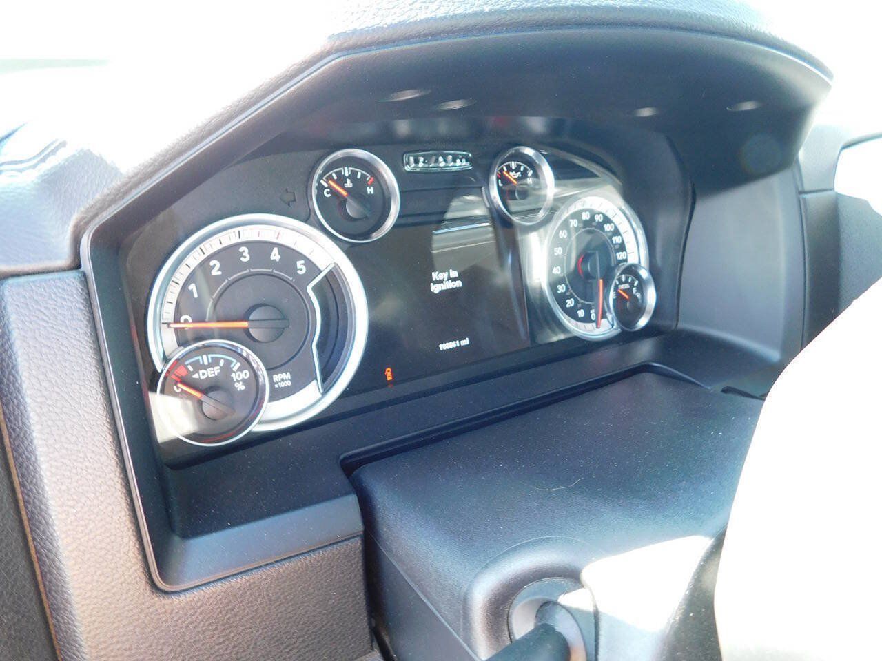 Used 2014 RAM 2500 Laramie AWD/4WD image 29