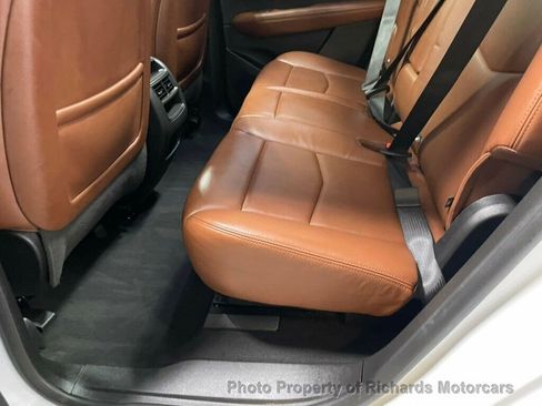 Used 2023 Cadillac XT5 Sportv image 15