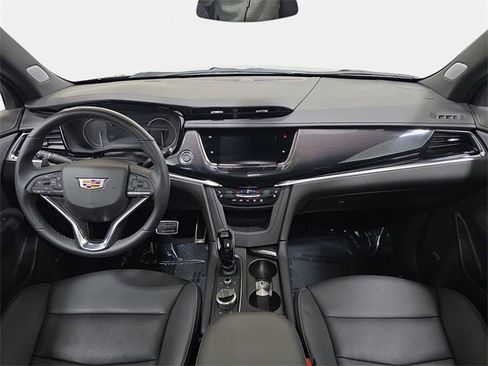 Certified 2024 Cadillac XT6 Sport image 9
