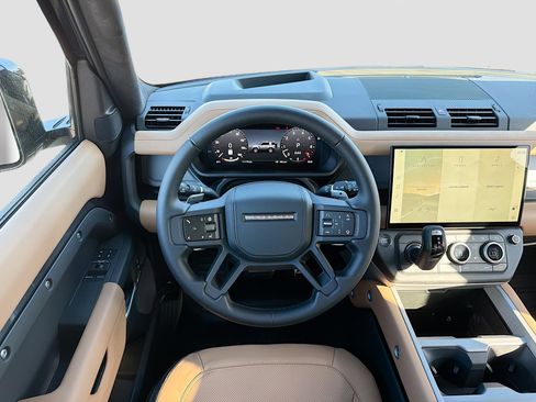 New 2026 Land Rover Defender 90 V8 AWD/4WD image 17