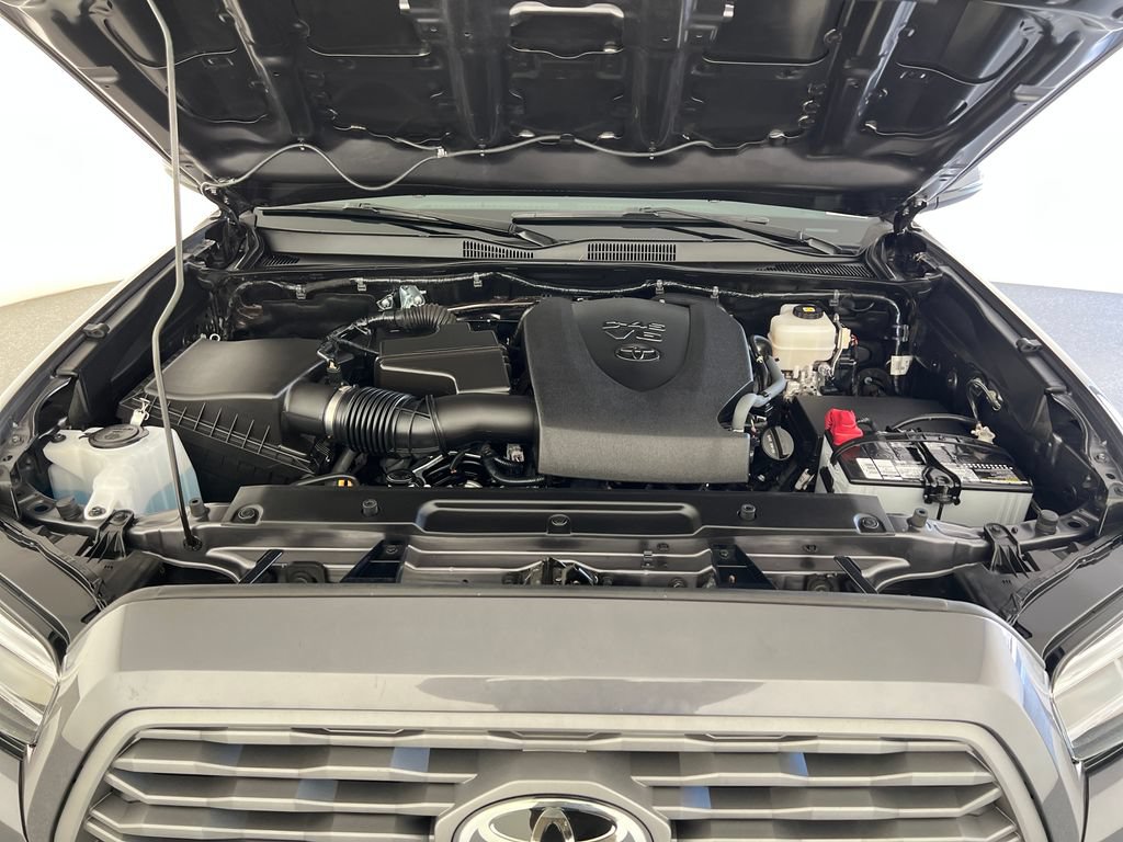 Used 2023 Toyota Tacoma TRD Off-Road AWD/4WD image 24