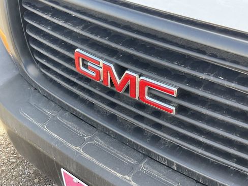 New 2025 GMC Savana 2500 Extended w/ Driver Convenience Package RWD image 31